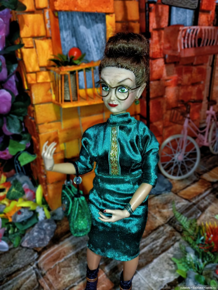 Куклогорск. Самая обаятельная и привлекательная.💚