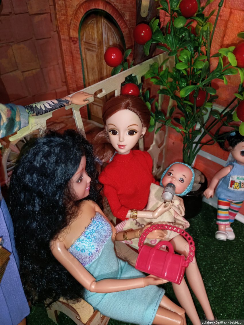 Куклогорск. Самая обаятельная и привлекательная.💚