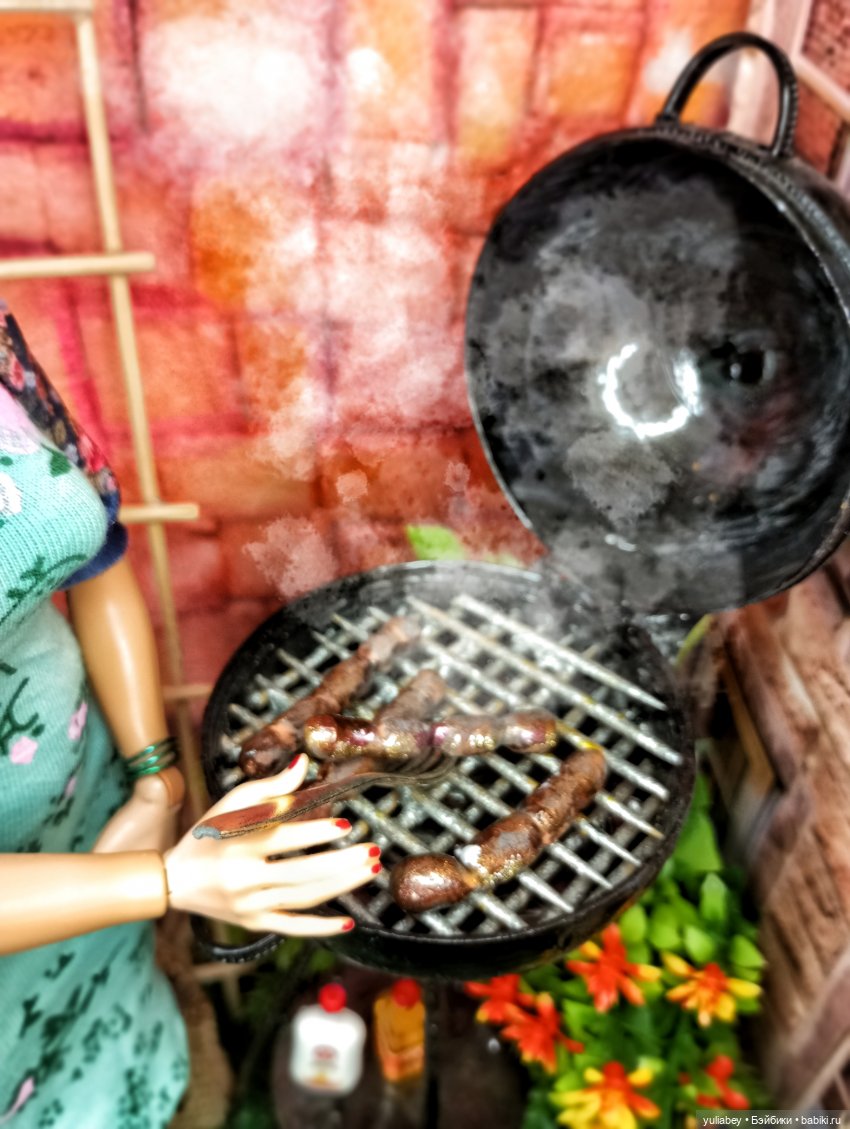 Куклогорск. Жарим колбаски 🥓🥓🥓🫕 (фото 5)