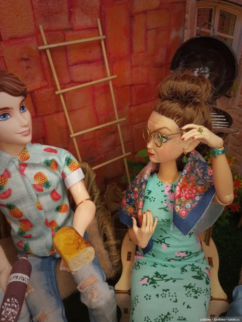 Куклогорск. Жарим колбаски 🥓🥓🥓🫕