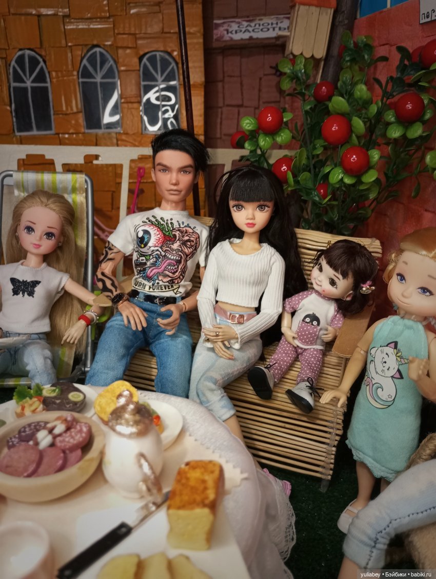 Куклогорск. Жарим колбаски 🥓🥓🥓🫕 (фото 8)