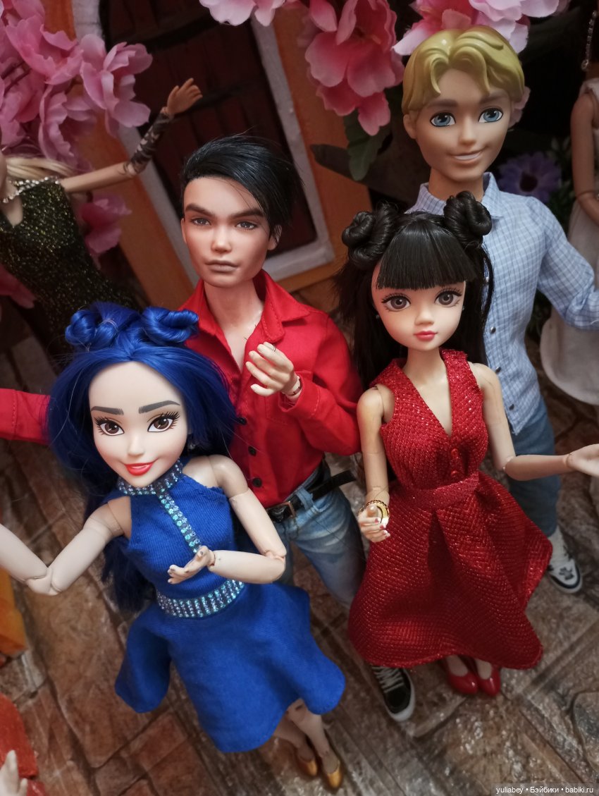 Музфест 2025. Куклогорск с песней "Куклогорск"