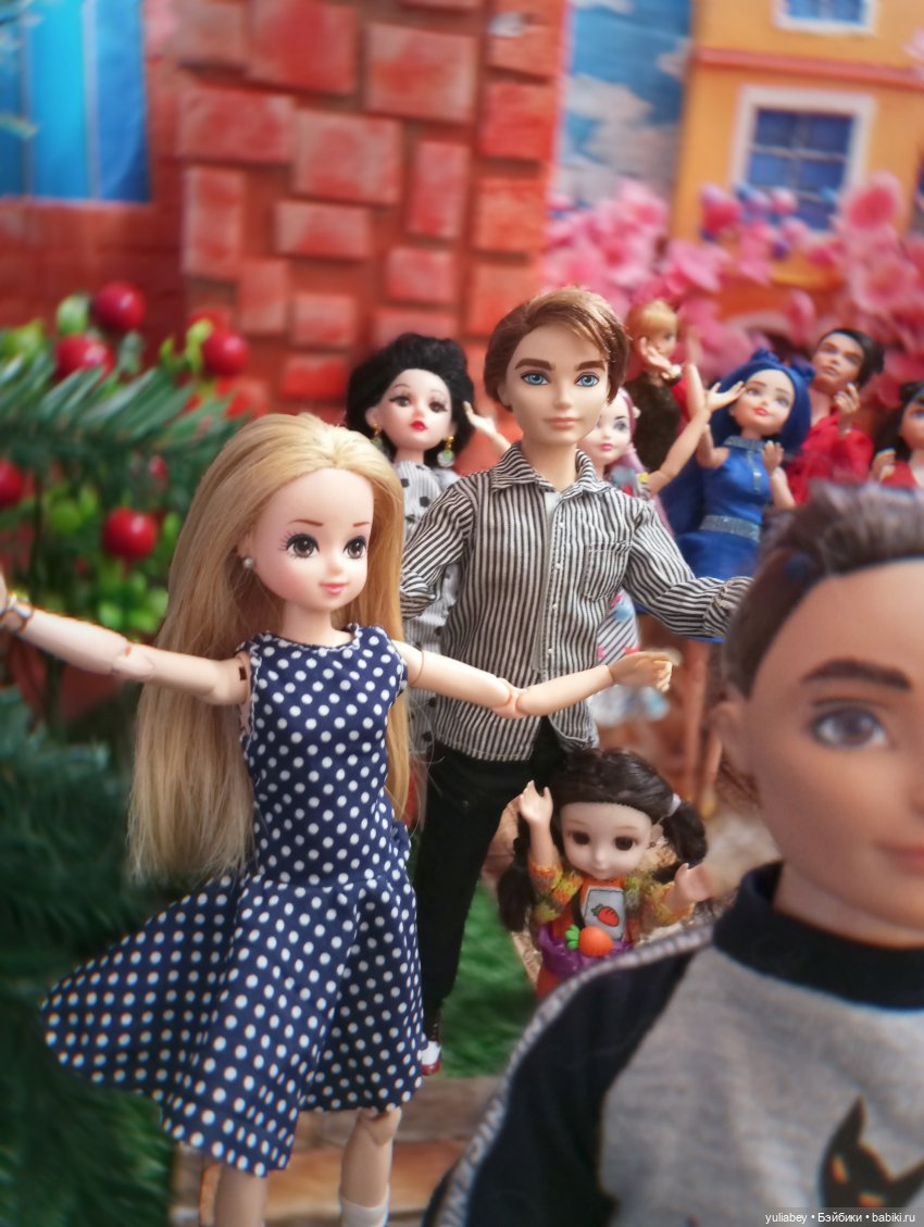 Музфест 2025. Куклогорск с песней "Куклогорск"