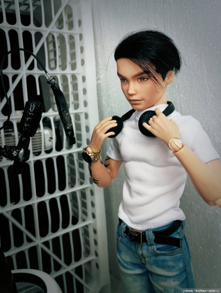 Куклогорск. Потому что она здесь