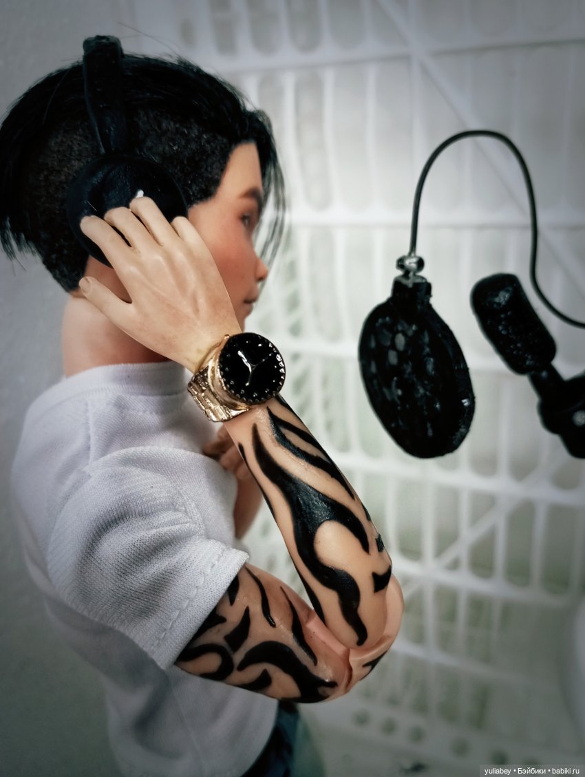 Куклогорск. Потому что она здесь