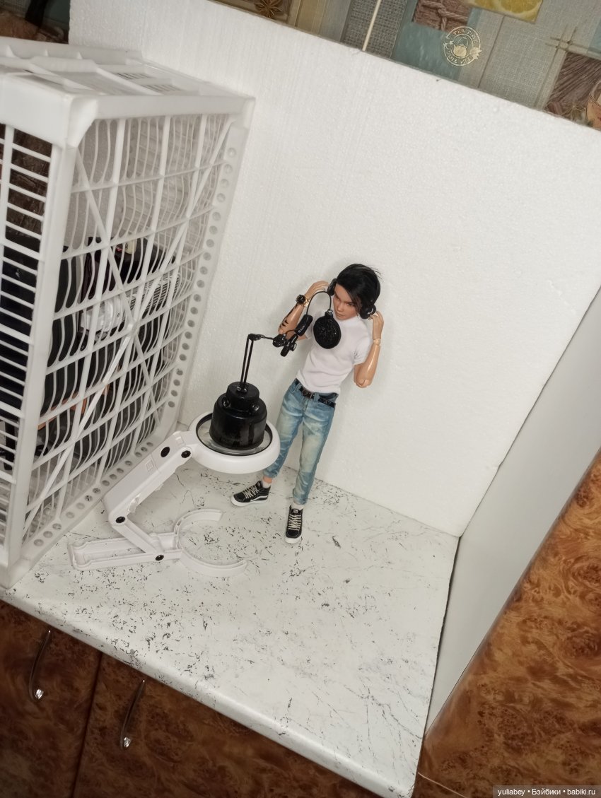 Куклогорск. Потому что она здесь