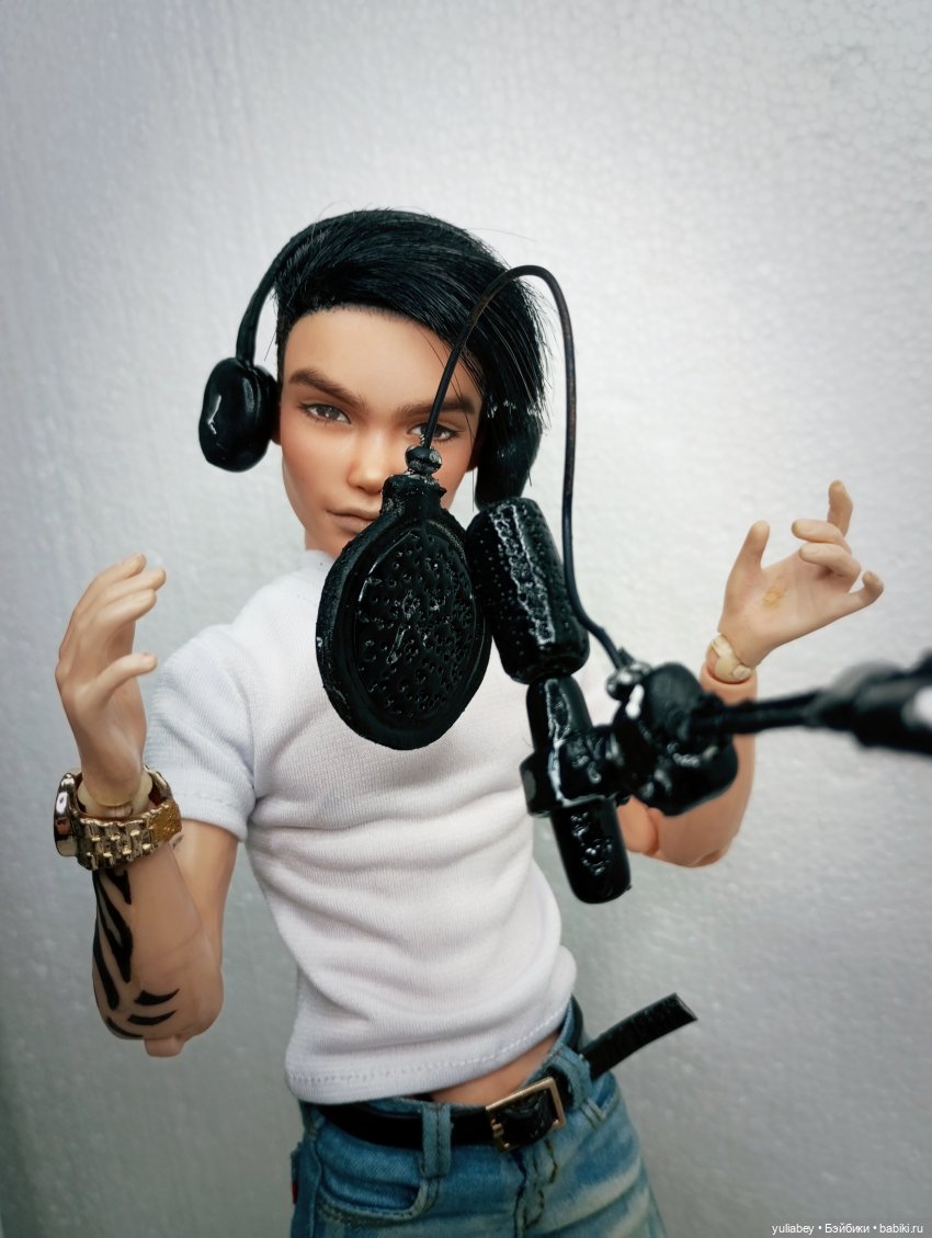 Куклогорск. Потому что она здесь