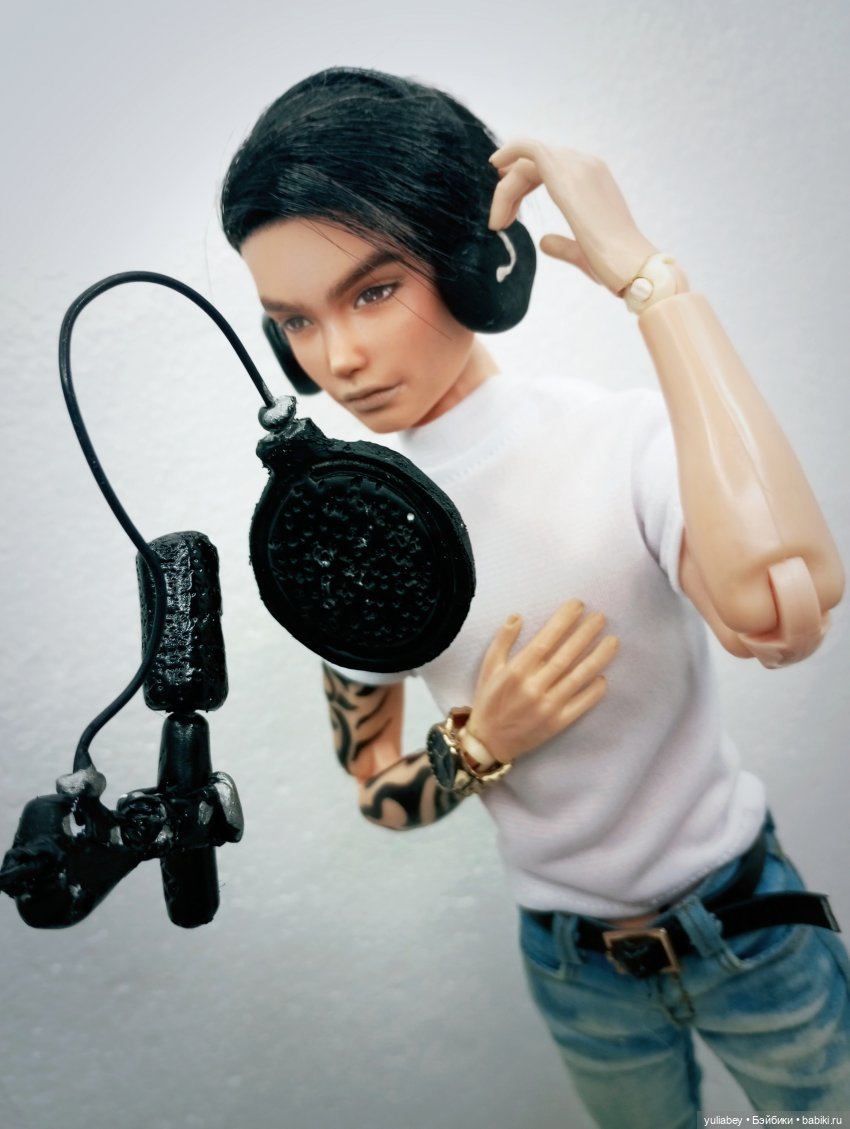 Куклогорск. Потому что она здесь