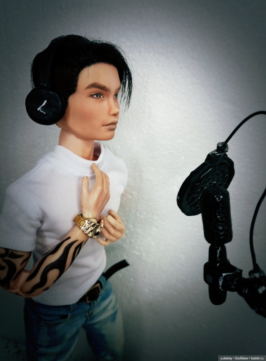 Куклогорск. Потому что она здесь