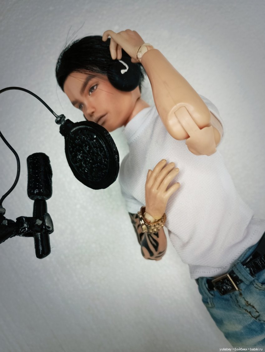 Куклогорск. Потому что она здесь