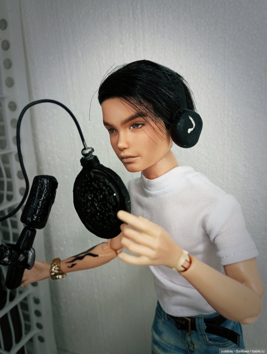 Куклогорск. Потому что она здесь