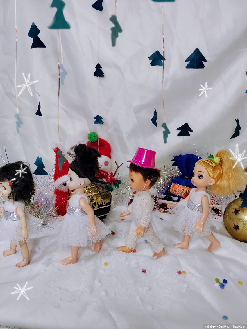 Куклогорск. Праздничный танец от детского сада