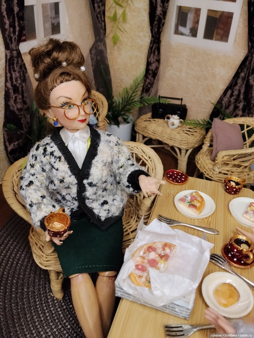 Куклогорск. Заморские гости