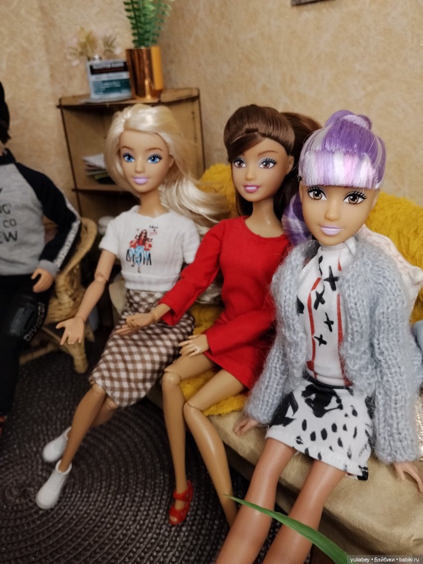 Куклогорск. Заморские гости