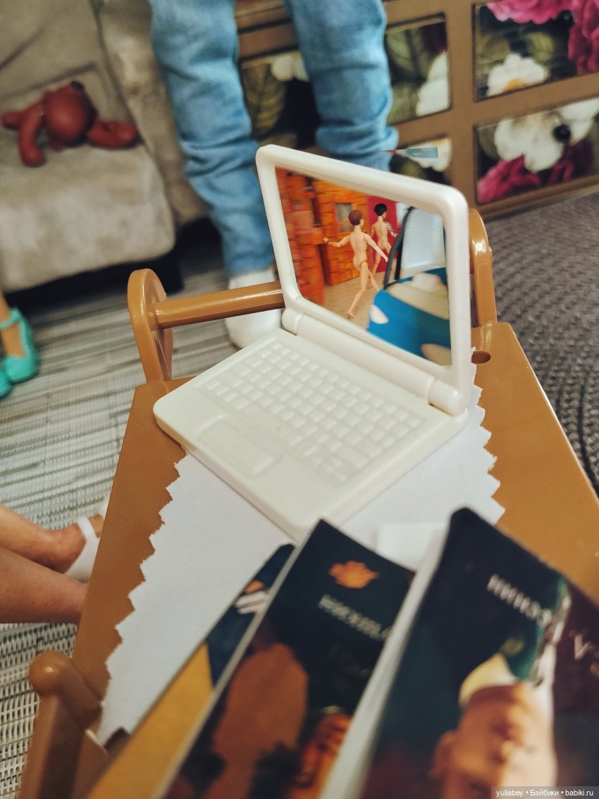 Куклогорск — Кукольные фотоистории и сериалы: комиксы