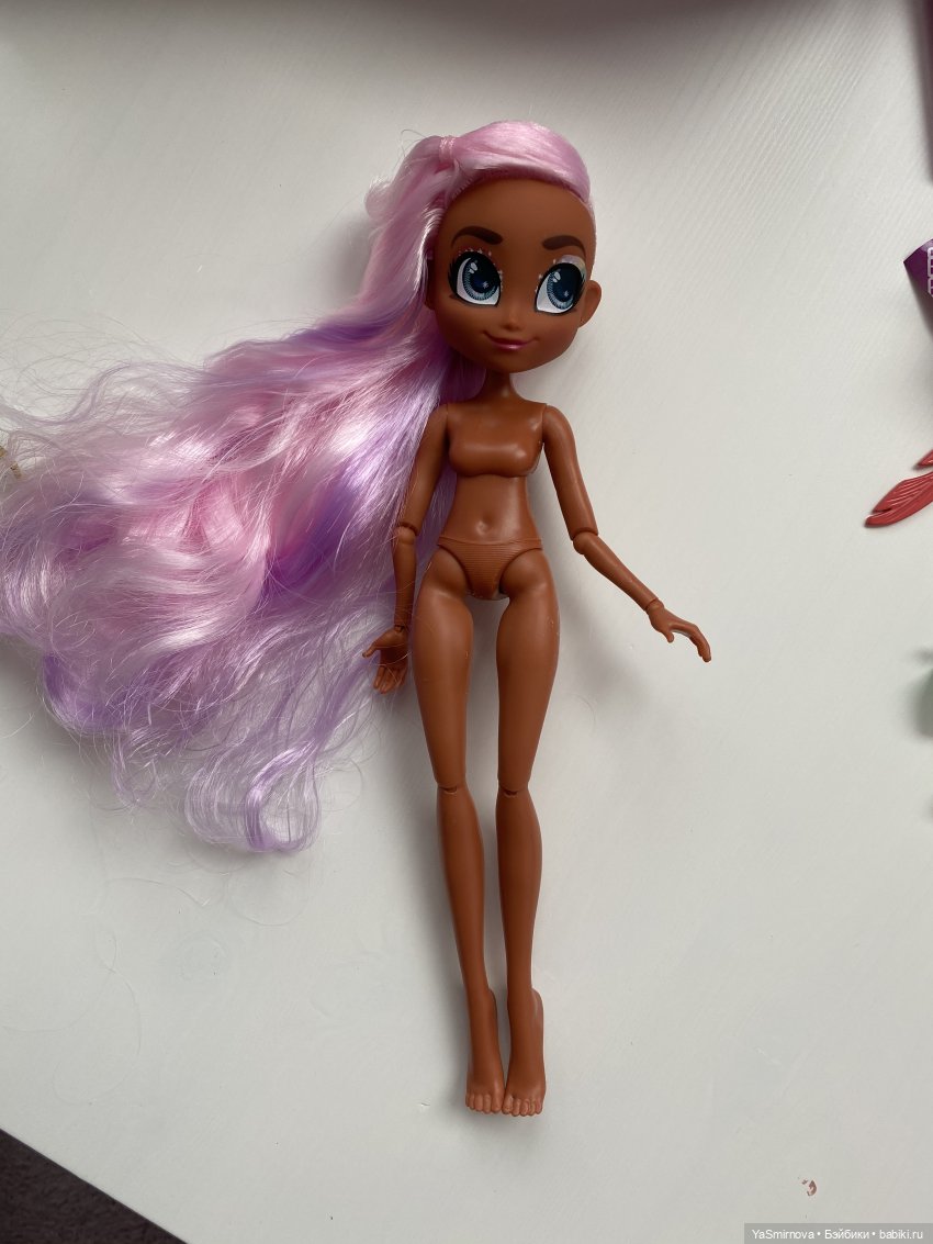 Знакомство с Willow Hairmazing Hairdorables (фото 5)