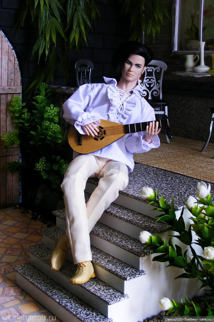 Во дворе гостиницы (кадры из истории Онхариолт)