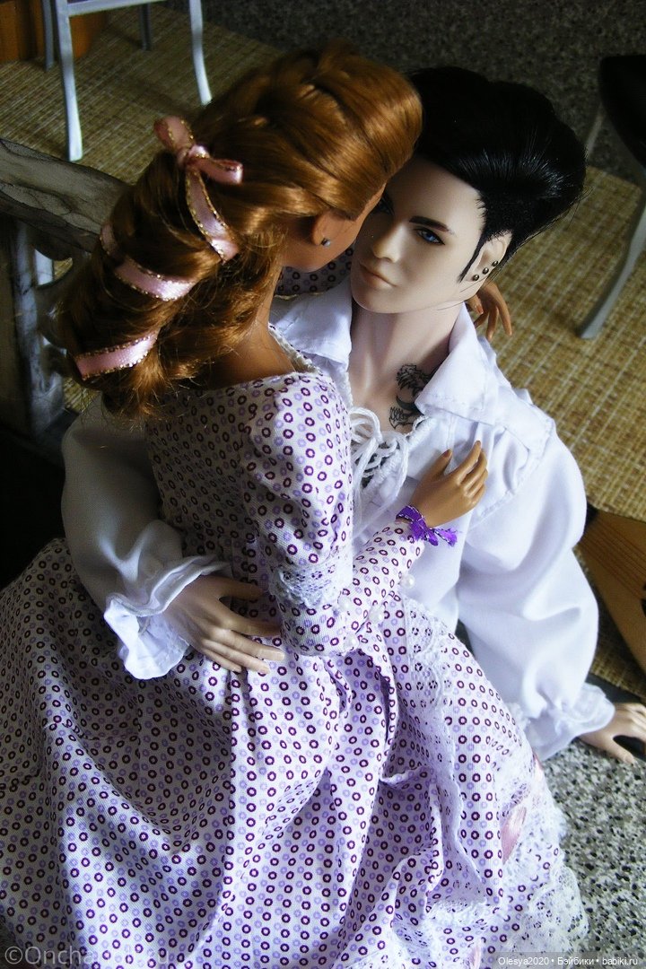 Во дворе гостиницы (кадры из истории Онхариолт)