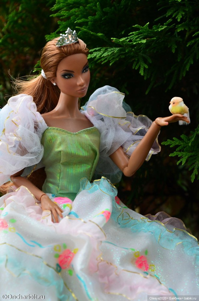 Встреча Александра и Эсфирь в саду 🌺