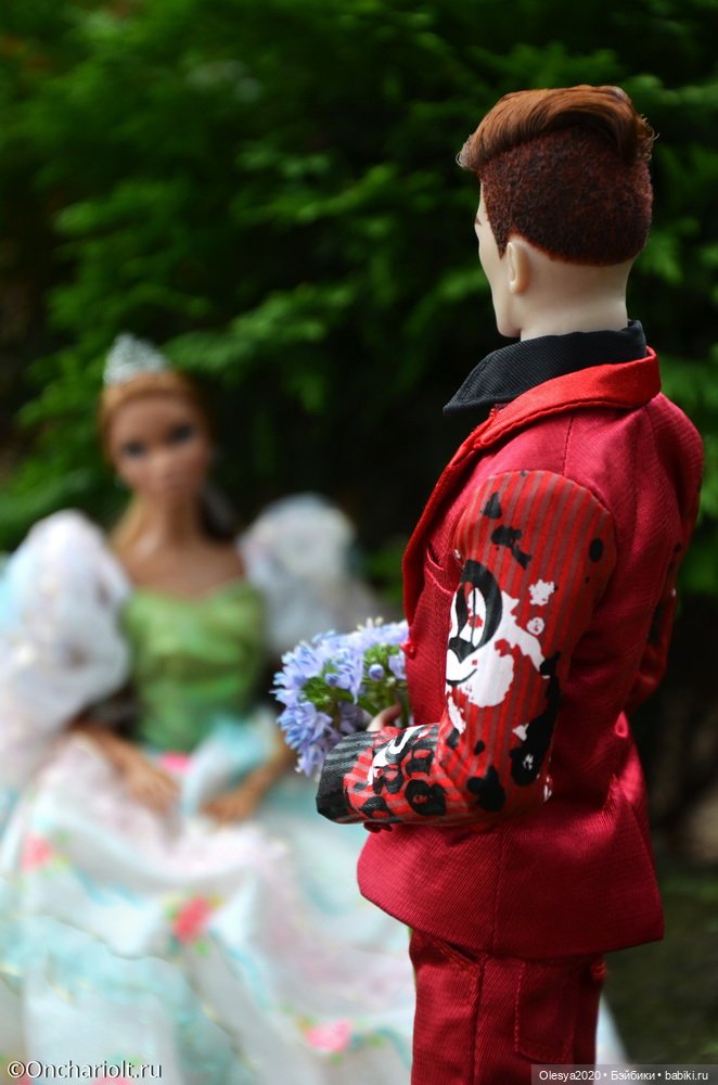 Встреча Александра и Эсфирь в саду 🌺 (фото 2)