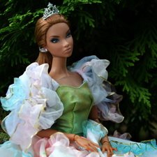 Встреча Александра и Эсфирь в саду 🌺