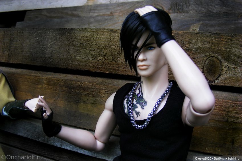 Много мущ-щ-щин собралось в одном месте 😅