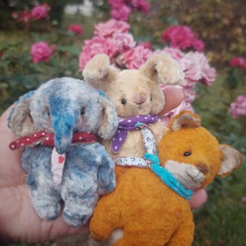 Я живу в твоем кармашке)