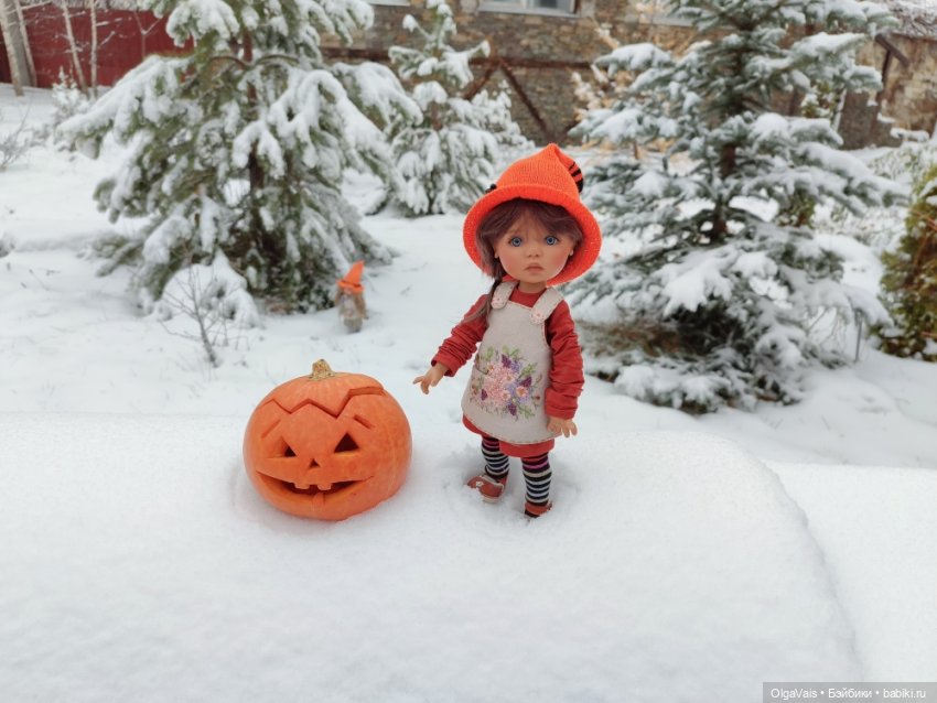 Тыквенный праздник — Коллекции игровых кукол (Playline): фото полок (фото 5)