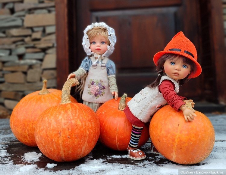 Тыквенный праздник — Коллекции игровых кукол (Playline): фото полок (фото 2)