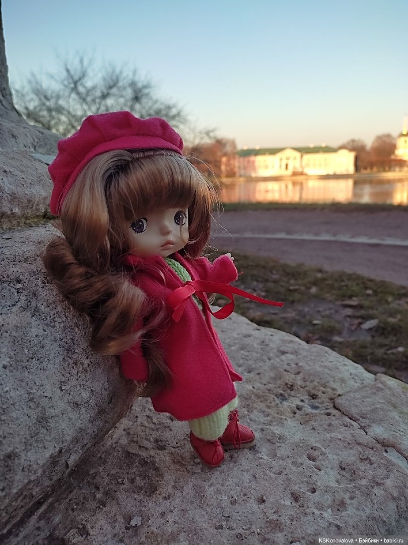 Про Симочкину прогулку и про добрую куклу Little You / Милая крошка