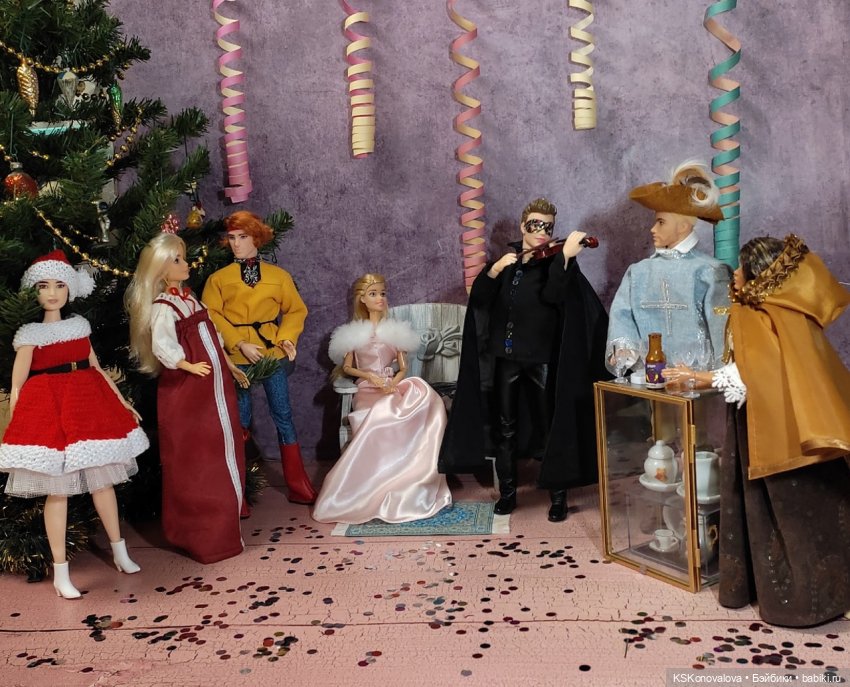 Карабас Барабас - владелец кукольного театра