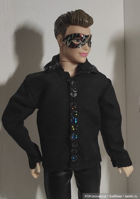 Карабас Барабас - владелец кукольного театра