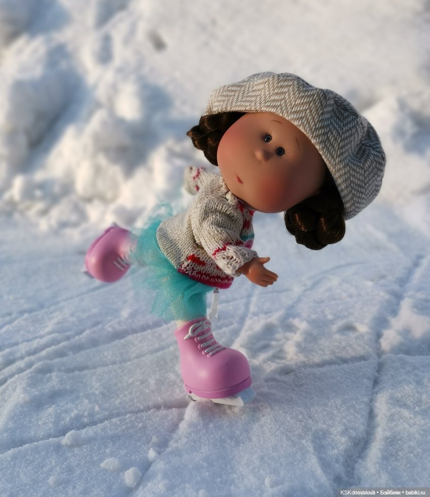 Новогодняя телепрограмма - "Ледовый бал"