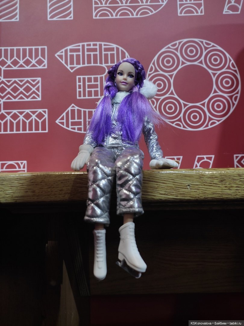 Каток — Куклы Barbie (Барби): Looks