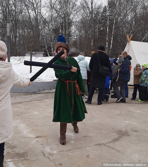 Деду Морозу Весна куклу подарила (фото 4)