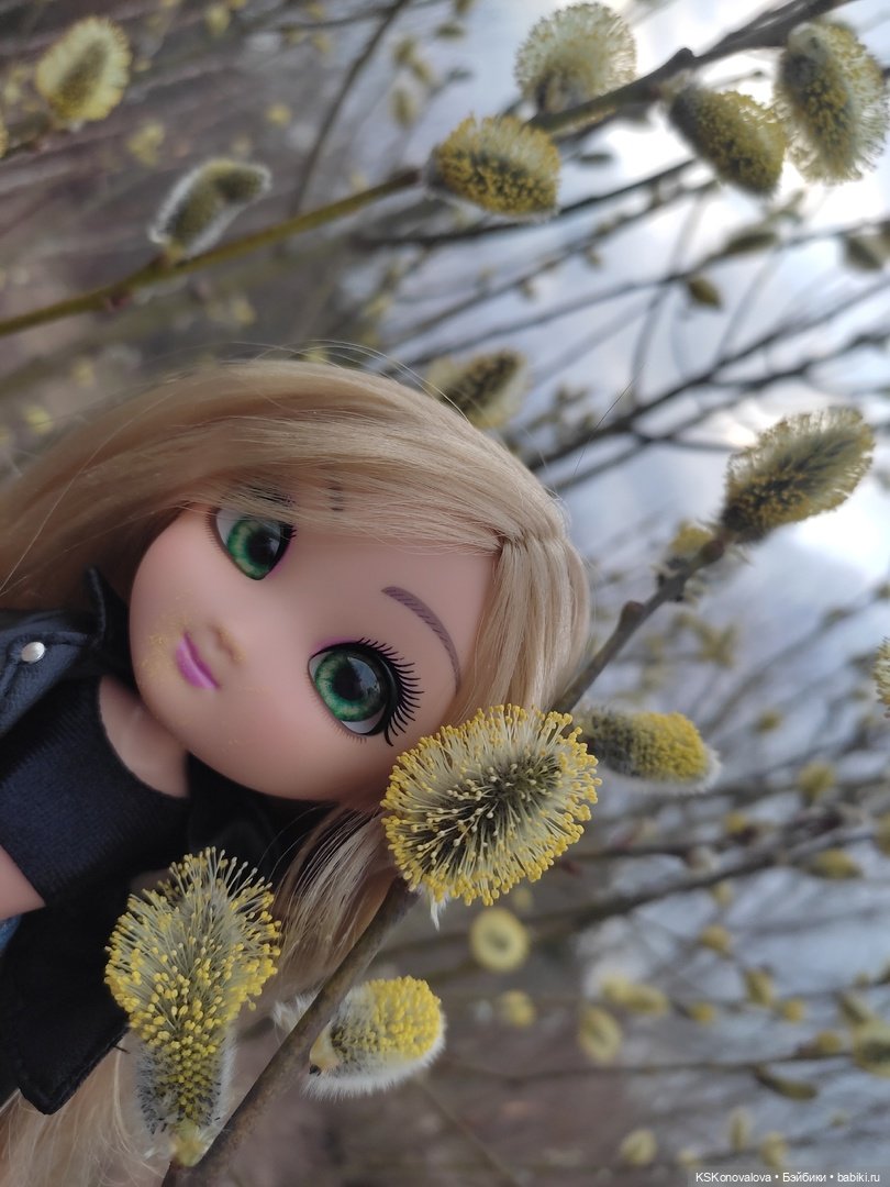 За весной помогают следить именно эти куклы