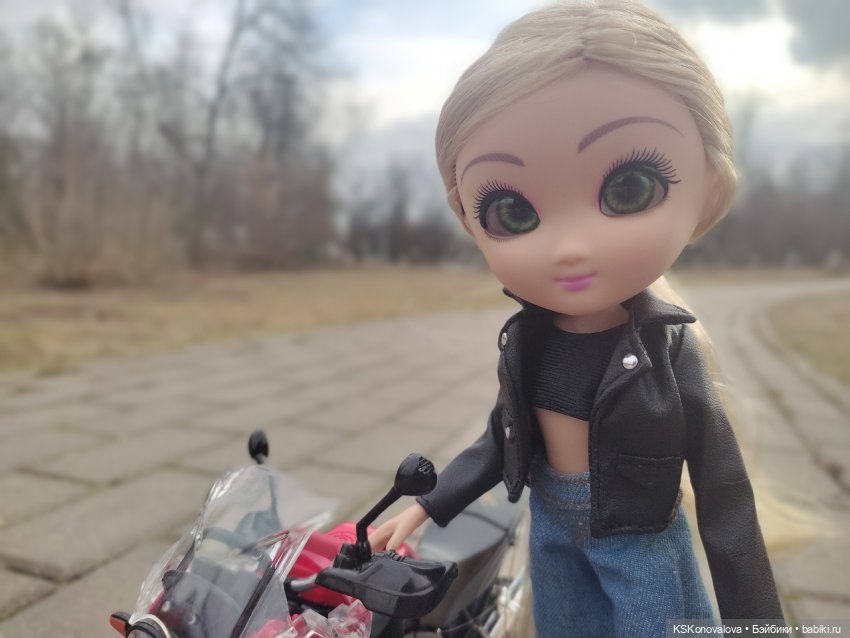 За весной помогают следить именно эти куклы (фото 3)