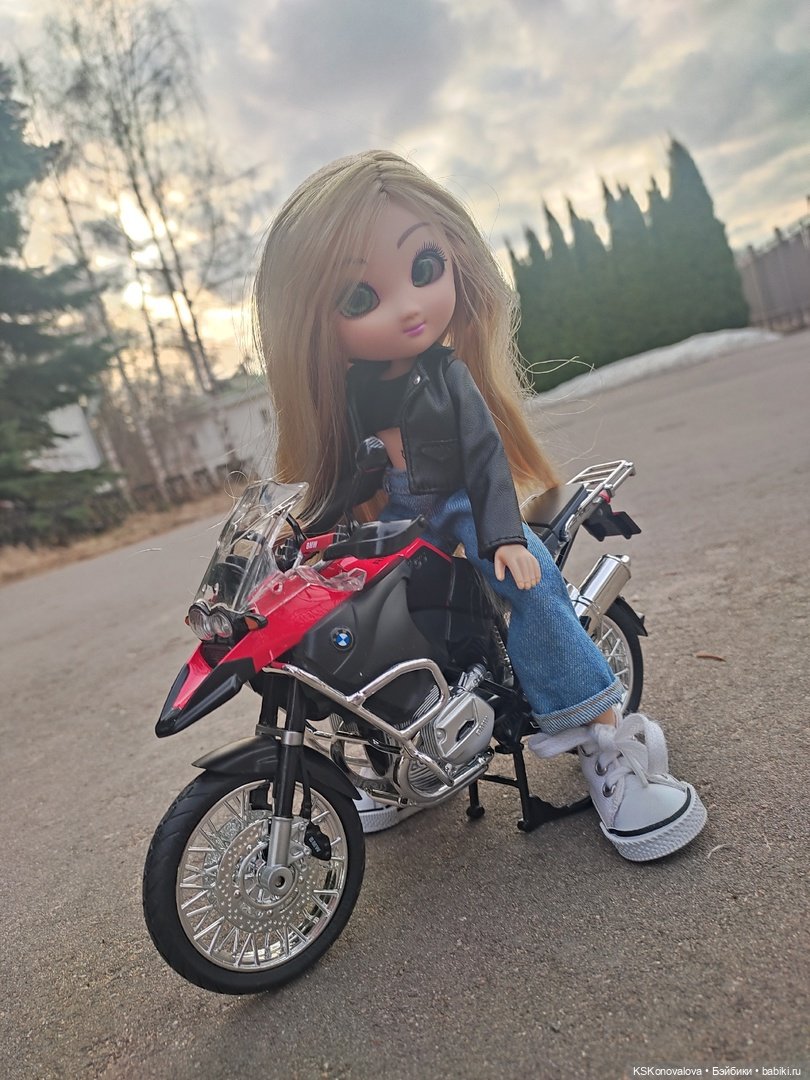 За весной помогают следить именно эти куклы