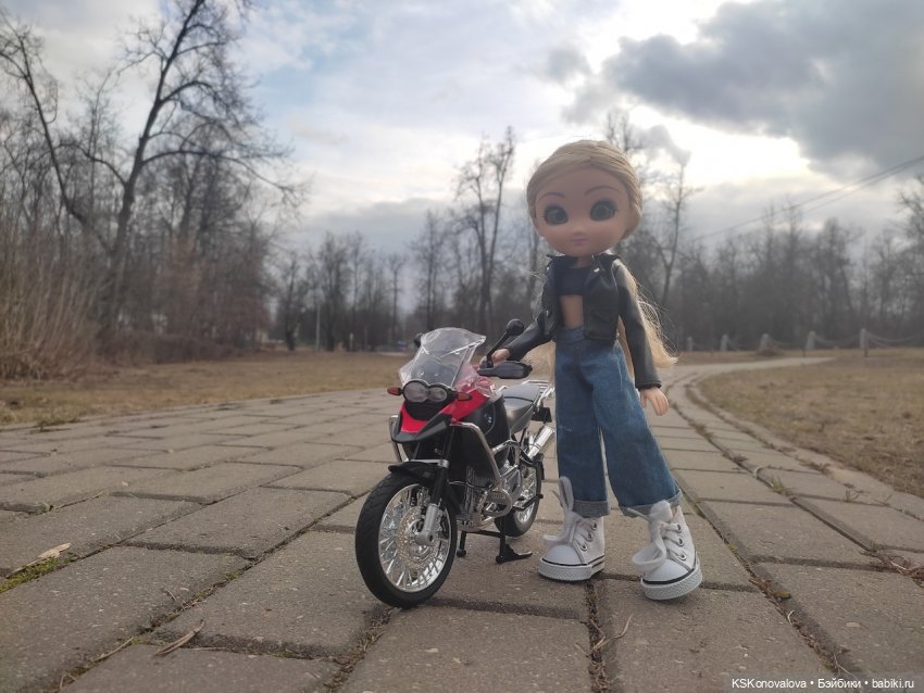 За весной помогают следить именно эти куклы