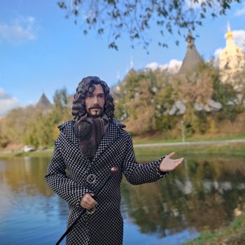 ПЕШКОМ.  В 1612