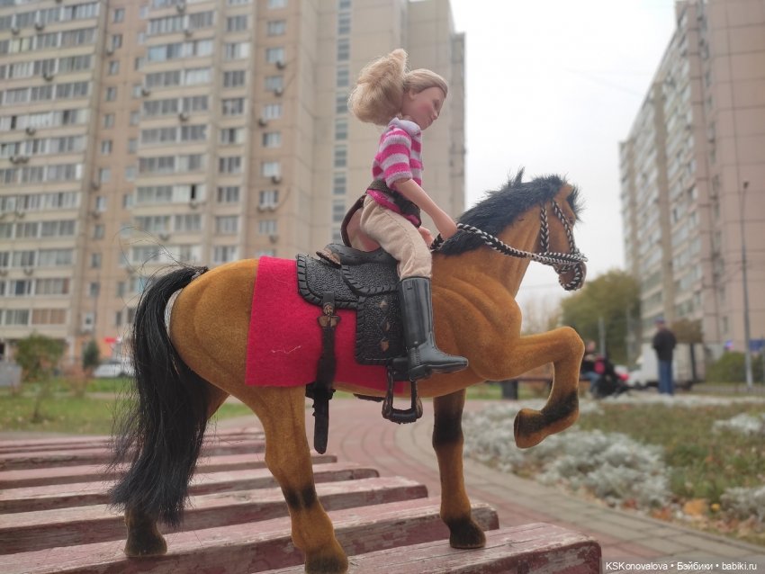 ПятНица. Куколки 1:12 (почти)