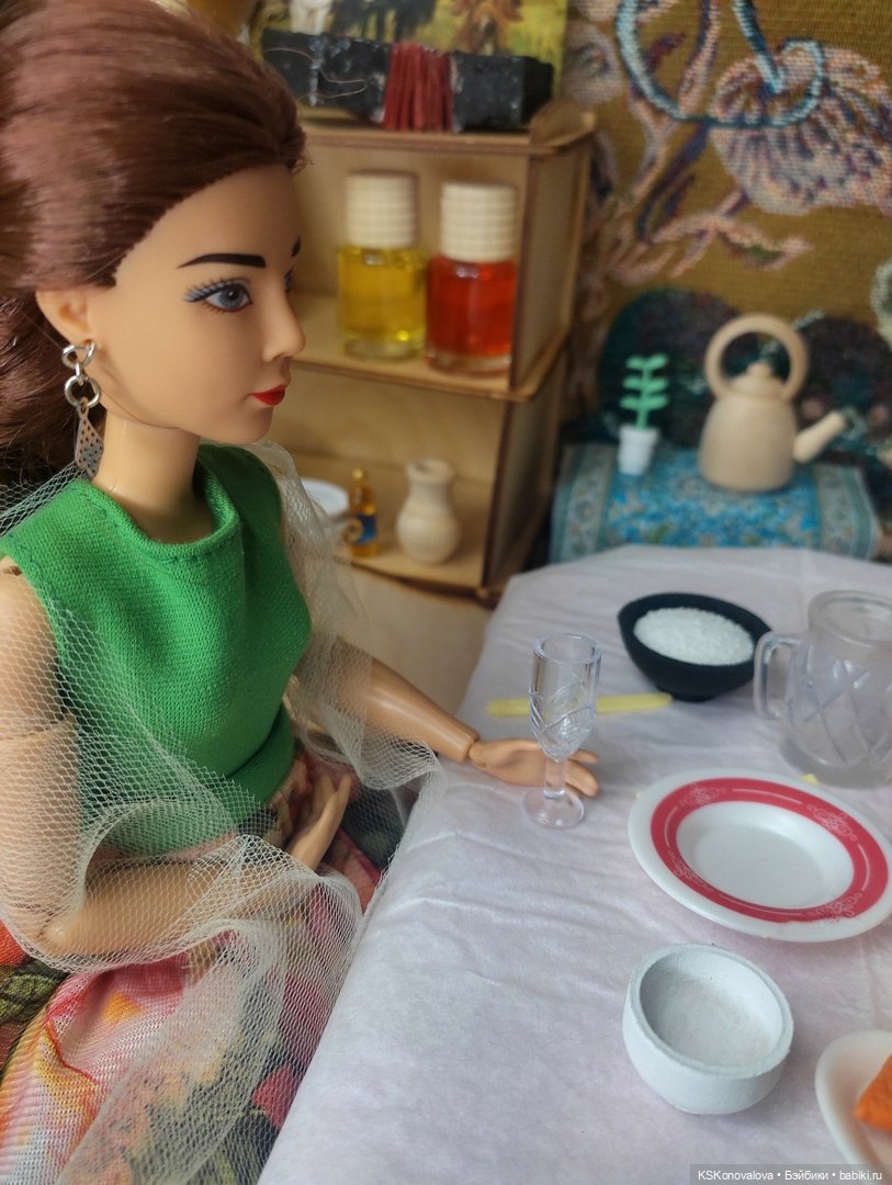 Новогодняя телепрограмма. Старые песни о главном. 1 серия