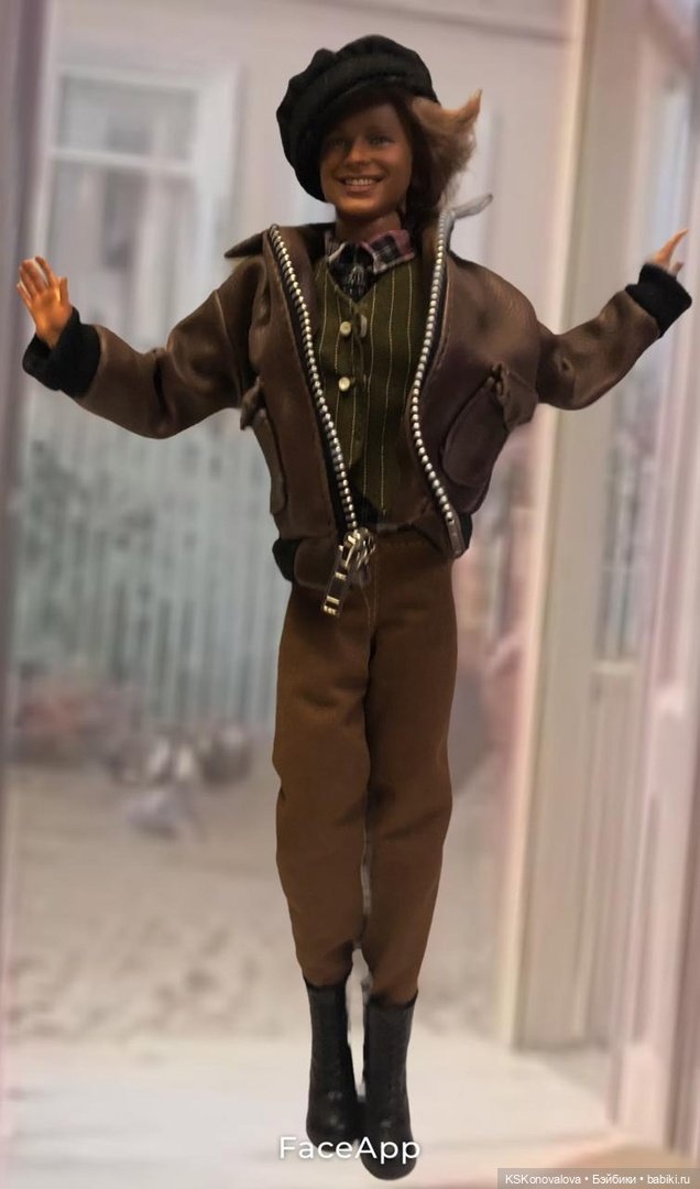 Новогодняя телепрограмма. Старые песни о главном. 1 серия