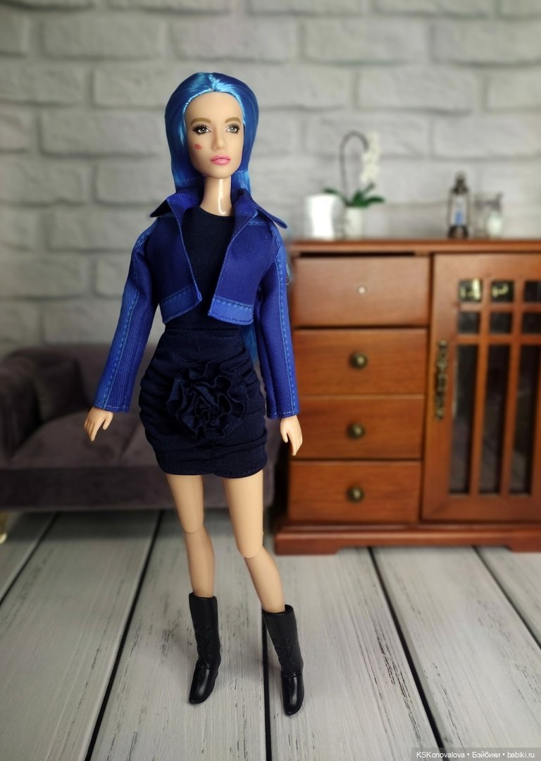 Мия. Распаковка, первые впечатления, фотосессия, сравнение с Barbie MTM BMR1959 (фото 8)