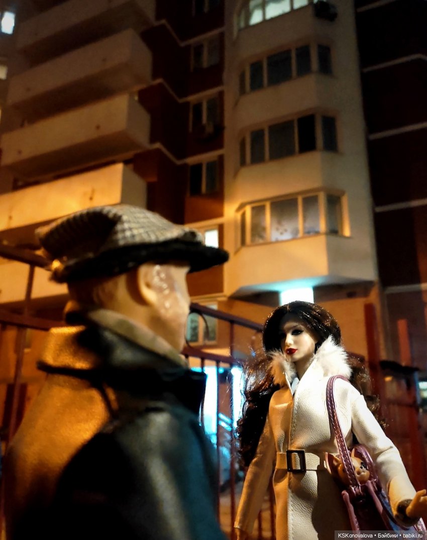 Дама с собачкой и мужик в кепке