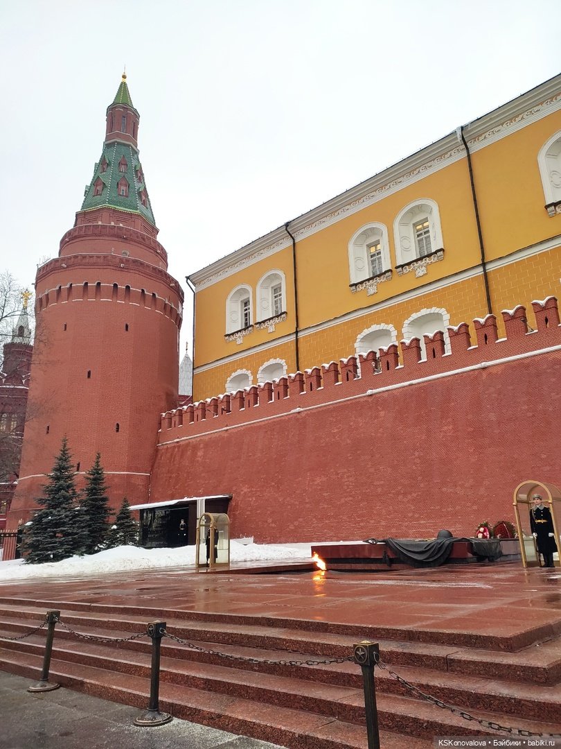 ПЕШКОМ. Москва ко Дню защитника Отечества