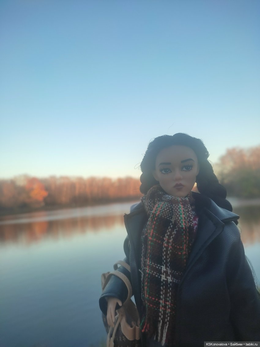 Год назад с Уэ́нздей — Аналоги Барби и куклы 1/6: клоны 90 (фото 2)