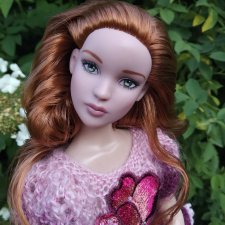 Мечтательная девушка заговорила...