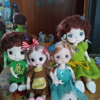 Баболечки вышли погулять