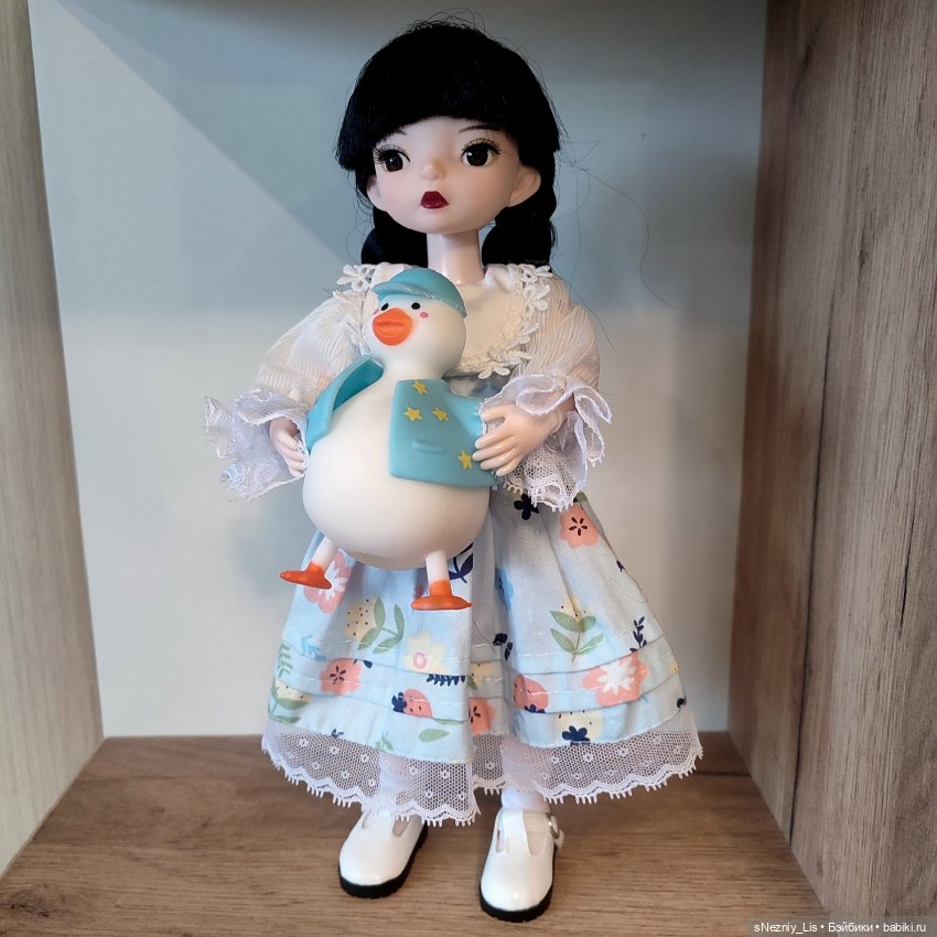 Мэвис Дракула, урождённая У. Адамс (фото 4)